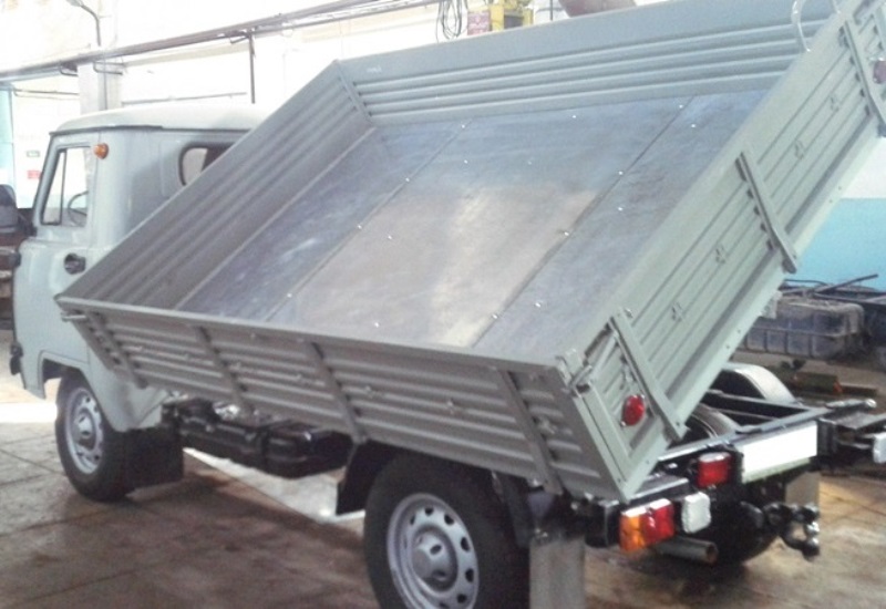 УАЗ-330365 Самосвальный кузов в технологическом режиме